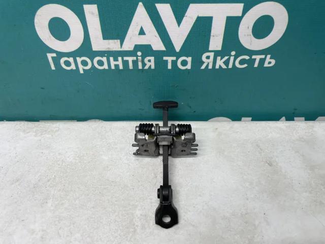 824309533R RENAULT Ограничитель открывания двери задний купить в Киев