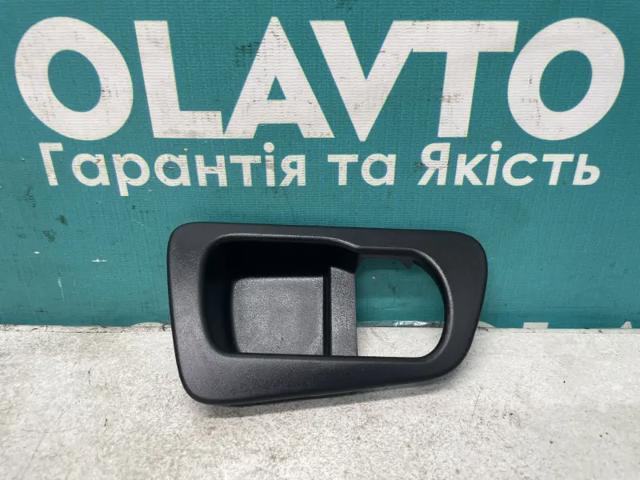 Заглушка противотуманки передней правой 82682JD00A NISSAN