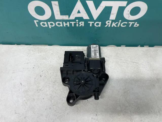 RENAULT 827310004R Мотор стеклоподъемника двери задней левой в наличии Николаев