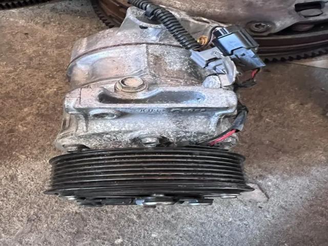 RENAULT 926001268R Компрессор кондиционера в наличии Полтава