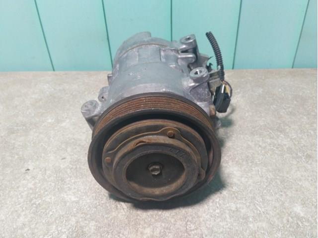 RENAULT 926008209R Компрессор кондиционера в наличии Николаев
