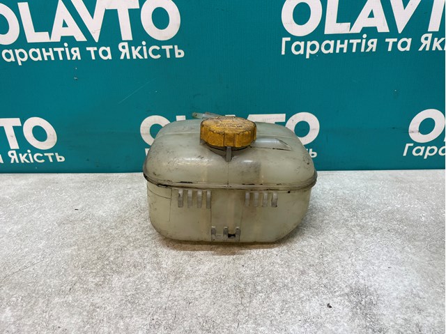 Бачок системы охлаждения двигателя расширительный 93179469 OPEL