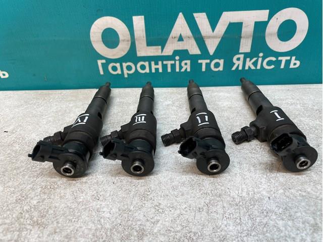 AV2Q9F593AA Форсунка впрыска топлива купить Чернигов