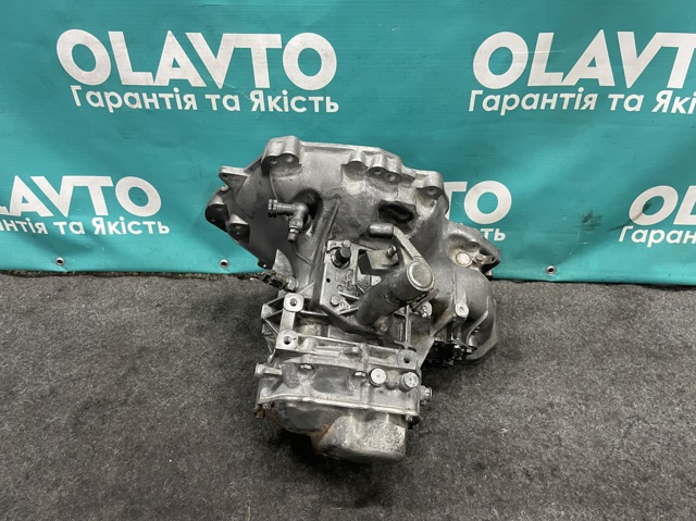 GM F17W355 КПП в наличии Днепр