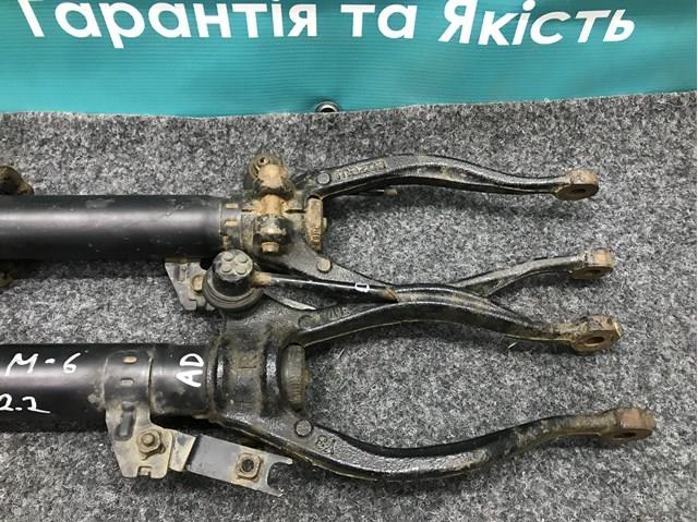 MAZDA GS1D34700F Амортизатор передний правый в наличии Львов