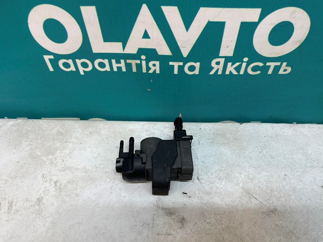 Соленоид давления наддува V46630004 VEMO