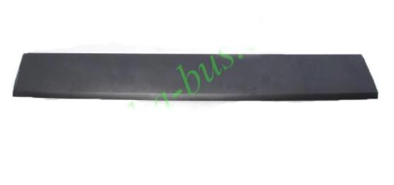 828208208R Renault (RVI) молдинг боковой (сдвижной двери)
