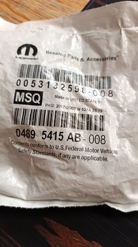 С/блок нижнего рычага 04895415AB CHRYSLER