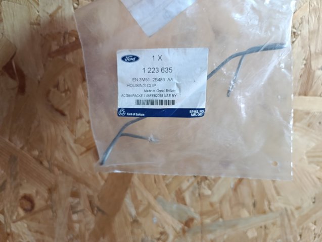 Комплект пружинок крепления дисковых колодок, передних 1223635 FORD