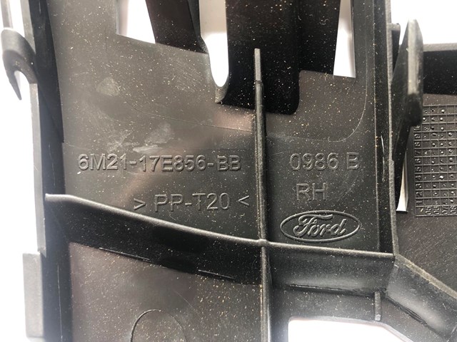 FORD 1377203 Кронштейн бампера переднего правый в наличии Житомир
