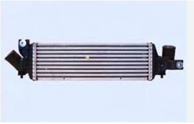 Радиатор интеркуллера Ниссан Альмера 2