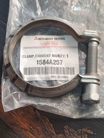 Крепление глушителя переднее 1584A257 MITSUBISHI
