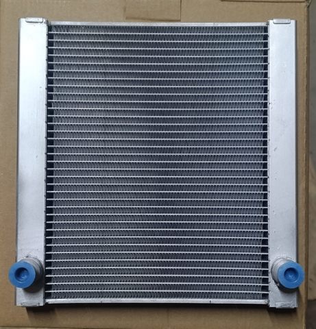 17118620207 BMW Радиатор охлаждения двигателя правый купить в Киев