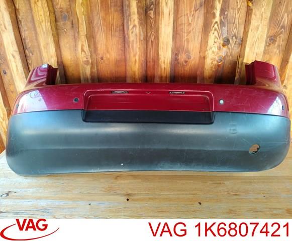 Бампер задний 1K6807421 VAG