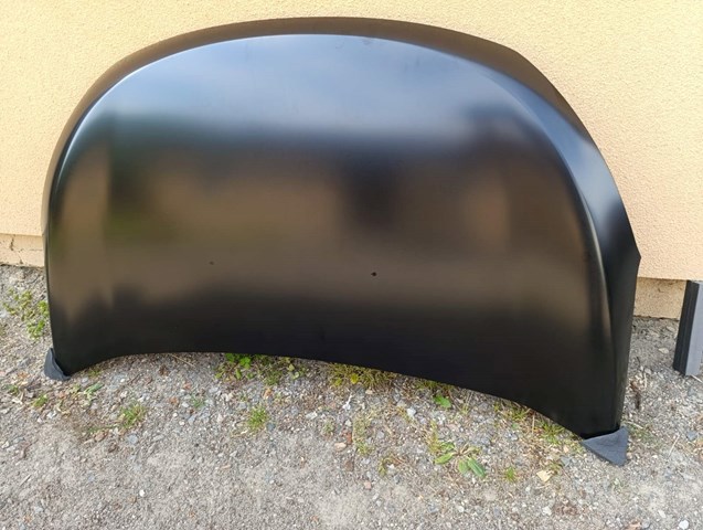 Капот двигателя 28M103 POLCAR