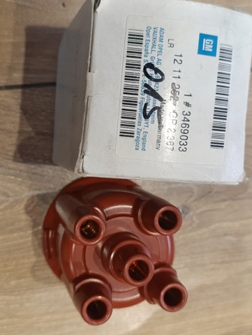 Крышка распределителя зажигания 3469033 GM