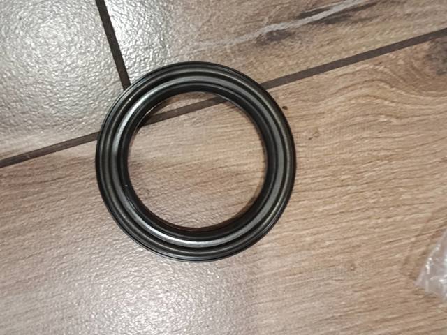 405792F000 NISSAN Сальник переднего поворотного кулака купить в Одесса