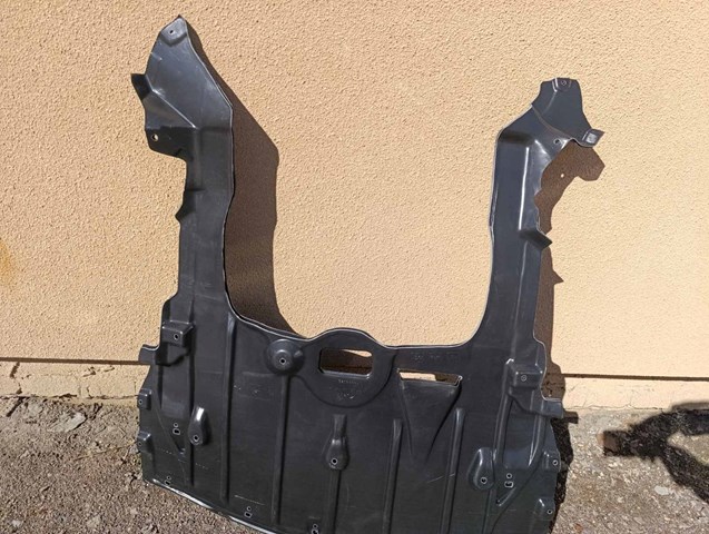 Защита поддона двигателя 51757117369 BMW