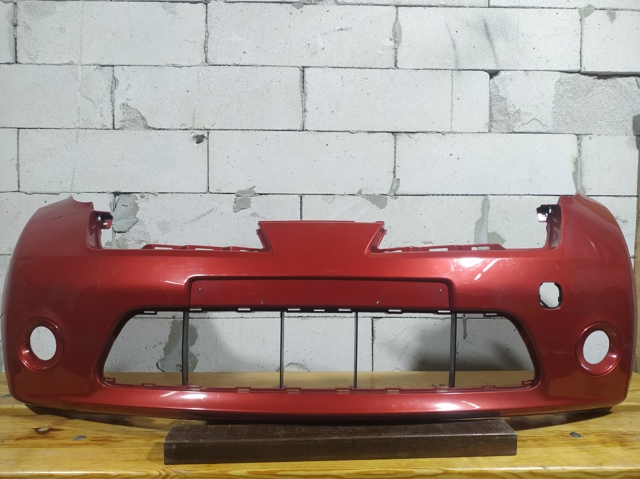 Буфер (бампер) передний 62022BD040 NISSAN