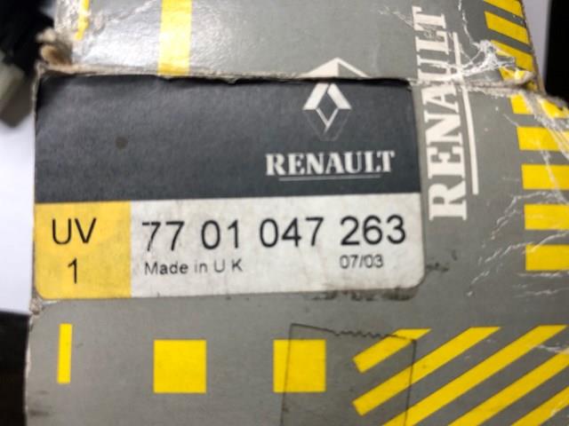 7701047263 RENAULT Правый подрулевой переключатель купить в Каменское