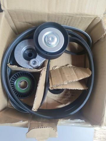 Приводной ремень агрегатов 7701477511 RENAULT