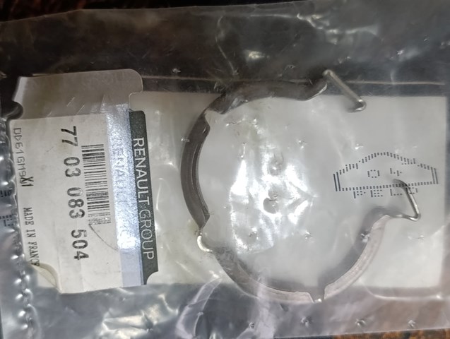 Хомут патрубка клапана EGR 7703083504 RENAULT