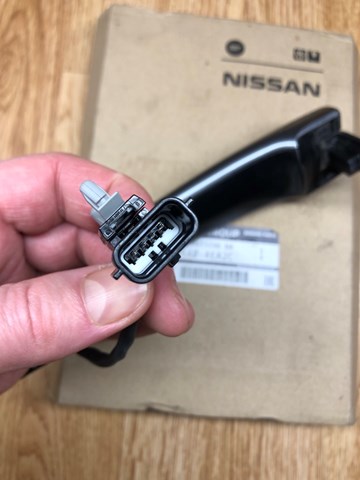 NISSAN 806404EA2C в наличии Днепр