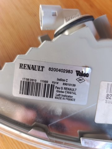 8200402983 RENAULT Указатель поворота левый купить в Чернигов