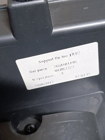 RENAULT 8200415250 Фонарь задний левый в наличии Черновцы