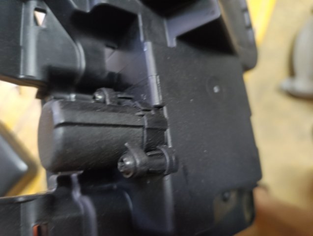 HYUNDAI 86340K4AA0 Порт зарядки в наличии Хмельницкий