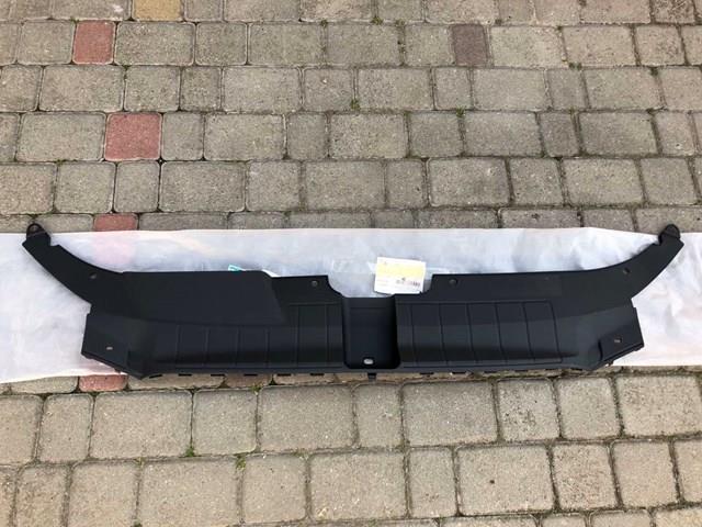 Накладка верхняя передней панели/суппорта радиатора 8R0807081 VAG