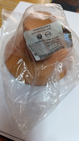 Проставка пружины задней верхняя 90576351 GM