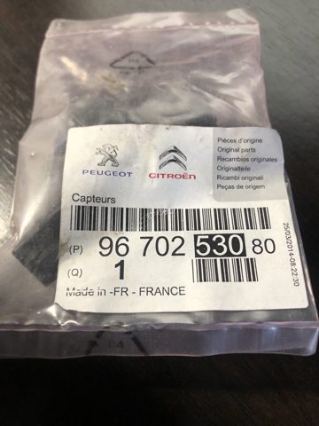 Датчик частоты вращения коленвала 9670253080 PEUGEOT