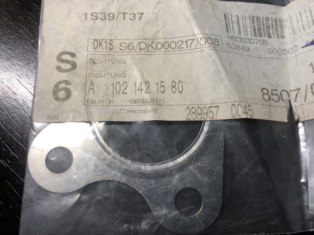 Прокладка коллектора выпуск A1021421580 MERCEDES