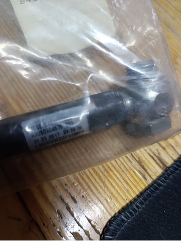 A9060904576 MERCEDES Трубка топливная от топливоподкачивающего насоса к ТНВД купить в Киев