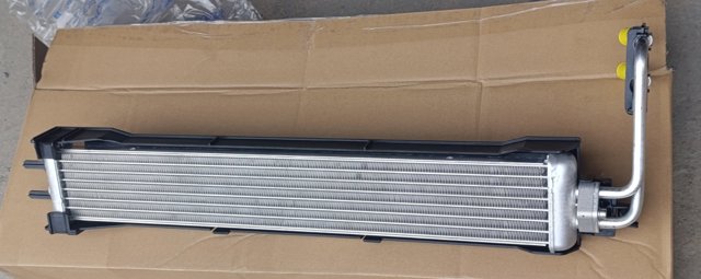 CLC333000P MAHLE Радиатор охлаждения, АКПП/КПП купить в Николаев