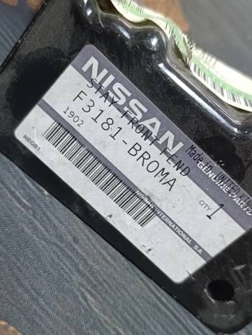 NISSAN F3181BR0MA Кронштейн бампера переднего внешний левый в наличии Черкассы