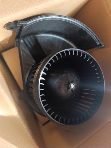 Моторчик печки FP56W402 FPS