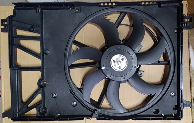 Диффузор радиатора охлаждения в сборе с крыльчаткой FP70W124 FPS