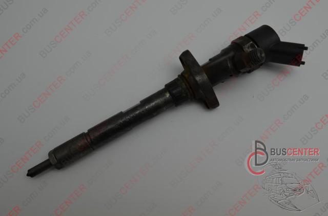 Форсунка дизельная в сборе 0445110057 BOSCH