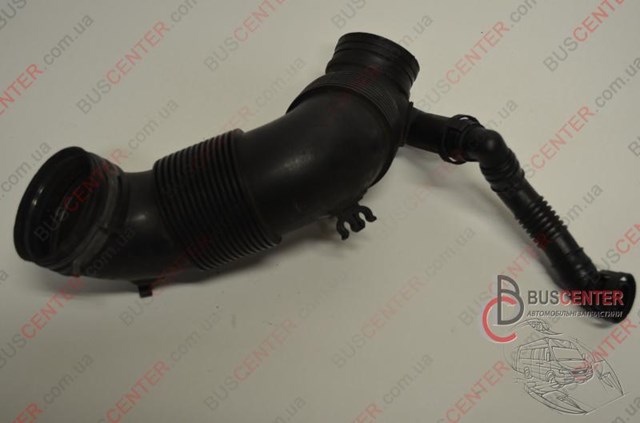 Патрубок воздушный выход воздушного фильтра 3C0129654M VAG
