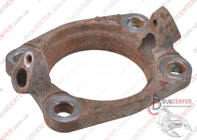 Цапфа (поворотный кулак) задний правый 43021BR50A RENAULT