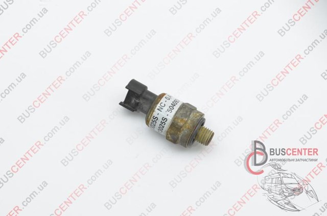 Датчик уровня охлаждающей жидкости 504093466 IVECO