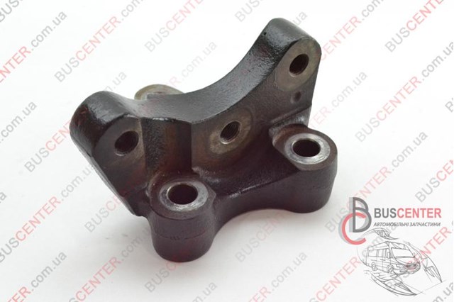 Кронштейн подушки (опоры) двигателя, правой 6C1Q6030BC FORD