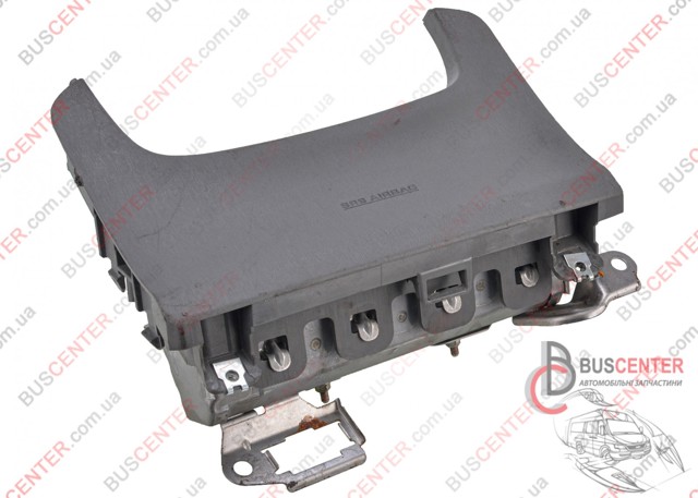Подушка безопасности защиты коленей 7390047020B0 TOYOTA