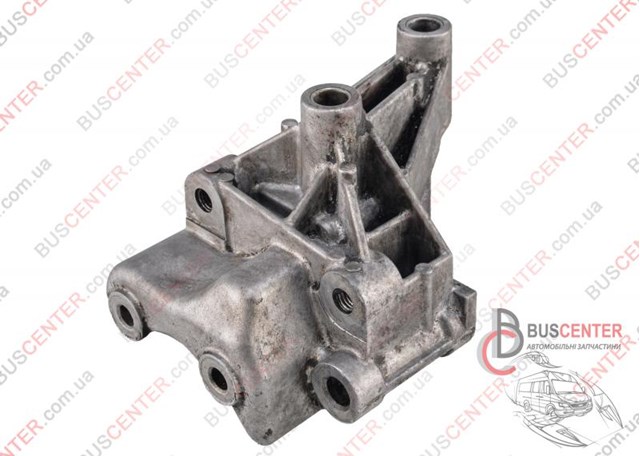 7700875690 RENAULT Кронштейн генератора купить в Сумы