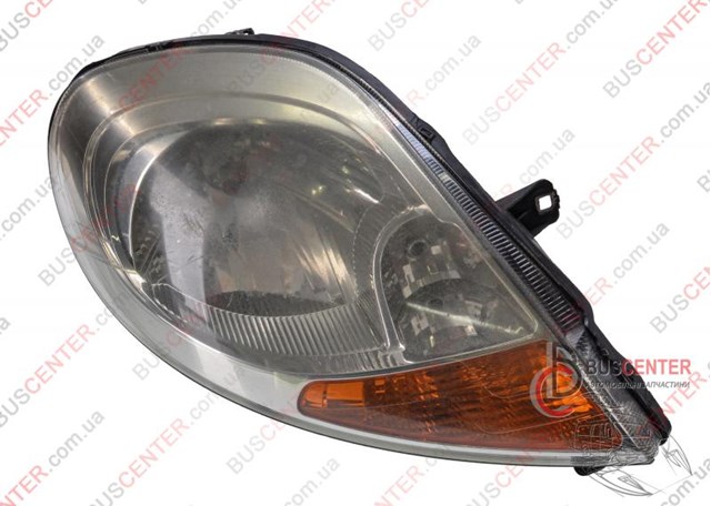 8200701353 RENAULT Правая фара купить в Кривой Рог