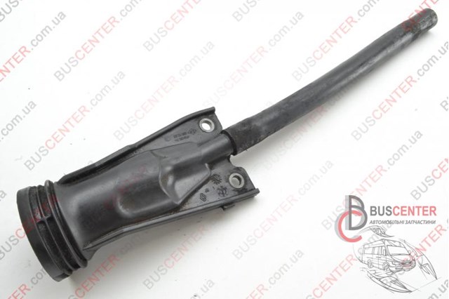 Горловина маслозаливная 8200722806 RENAULT