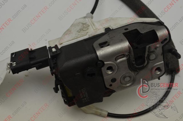 Замок двери боковой сдвижной правой 9137N8 PEUGEOT