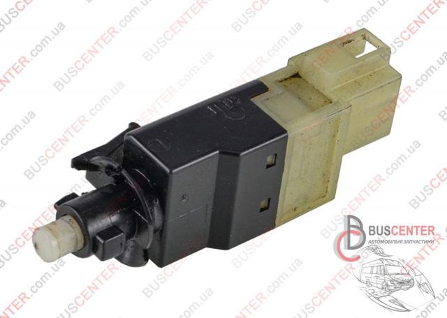A0015456709 MERCEDES Датчик включения стопсигнала купить в Николаев